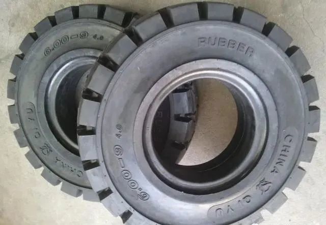 叉車為啥要使用實(shí)心輪胎？